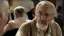Martin Landau as Max Rosenbaum: "I've worked with Martin Landau almost 30 years ago on an episode of Alfred Hitchcock Presents."